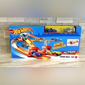 Hot Wheels Turbo Race Set with Two Cars Two Launchers Mattel Track Builder